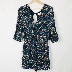 EVERLY FLORAL ROMPER SIZE LARGE